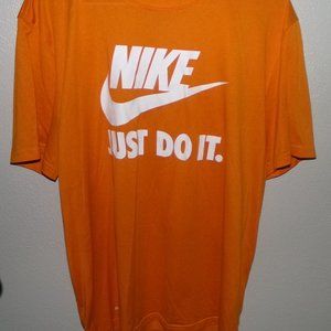 nike tee